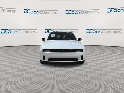 Bright White Clearcoat 2025 Dodge Charger Daytona R/T