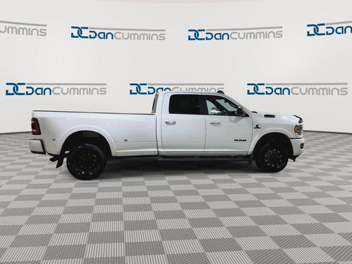 Bright White Clearcoat 2020 RAM 3500 Laramie