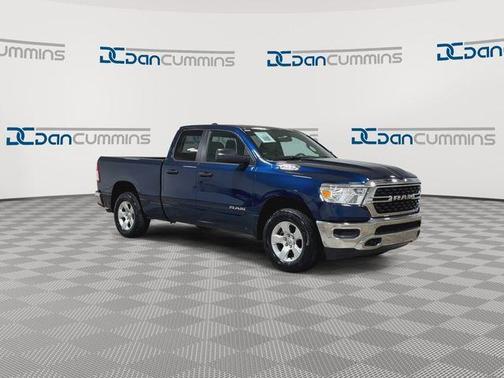 Patriot Blue Pearlcoat 2024 RAM 1500 Big Horn/Lone Star