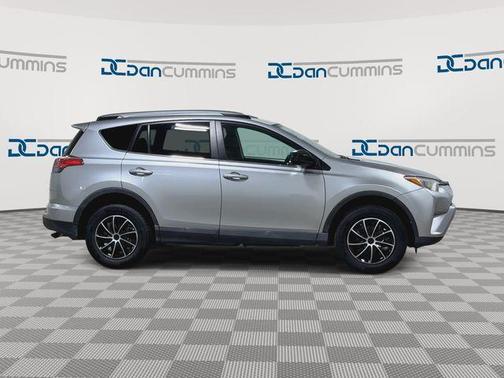 Silver Sky Metallic 2018 Toyota RAV4 LE