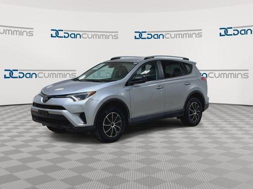 Silver Sky Metallic 2018 Toyota RAV4 LE