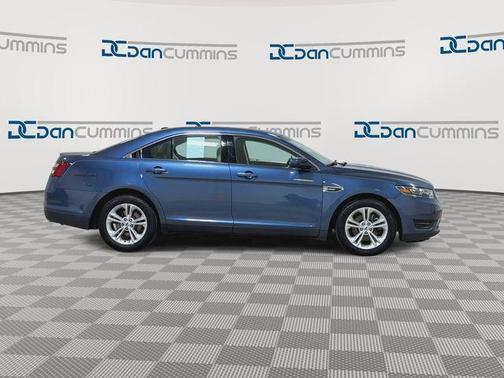 Blue Metallic 2018 Ford Taurus SEL