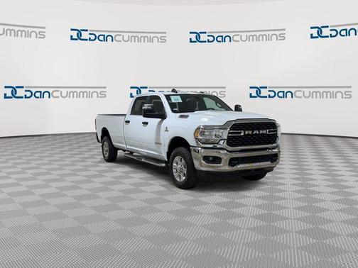 Bright White Clearcoat 2024 RAM 3500 Big Horn
