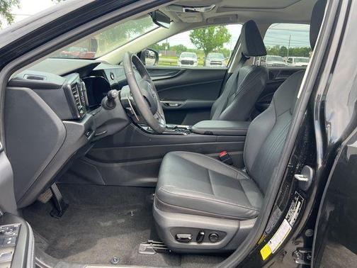 Caviar 2024 Lexus NX 350h Base