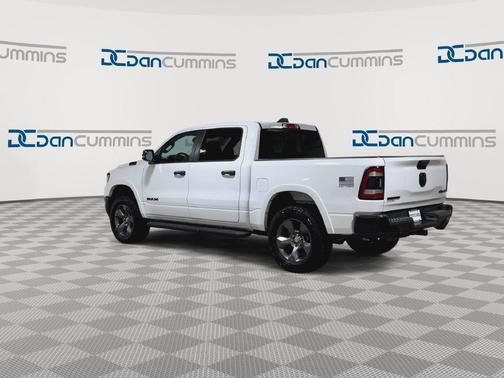 Bright White Clearcoat 2023 RAM 1500 Big Horn