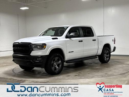 Bright White Clearcoat 2023 RAM 1500 Big Horn