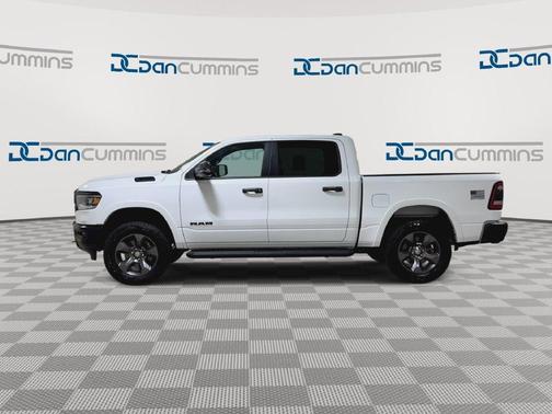 Bright White Clearcoat 2023 RAM 1500 Big Horn
