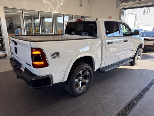 Bright White Clearcoat 2023 RAM 1500 Big Horn