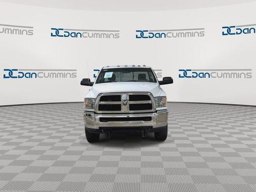 Bright White Clearcoat 2018 RAM 2500 Tradesman