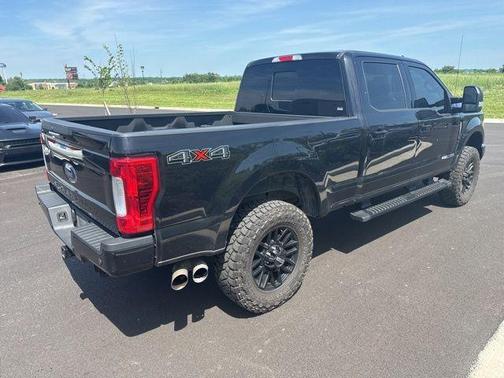 Black Metallic 2019 Ford F-250 Lariat