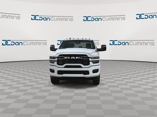 Bright White Clearcoat 2026 RAM 2500 Big Horn