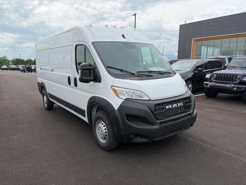 Bright White Clearcoat 2026 RAM ProMaster 2500 High Roof