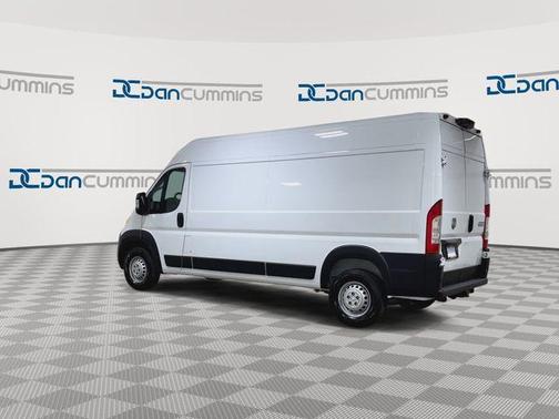 Bright White Clearcoat 2026 RAM ProMaster 2500 High Roof