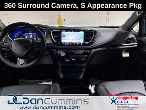 Hydro Blue Pearlcoat 2026 Chrysler Pacifica Select