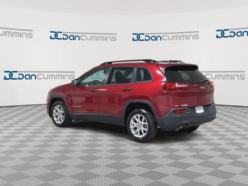 Deep Cherry Red Crystal Pearlcoat 2015 Jeep Cherokee Sport