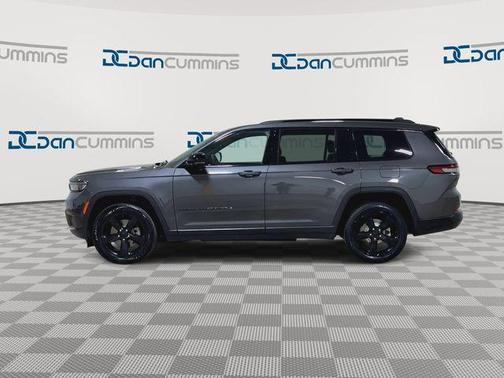 Metallic 2021 Jeep Grand Cherokee L Laredo