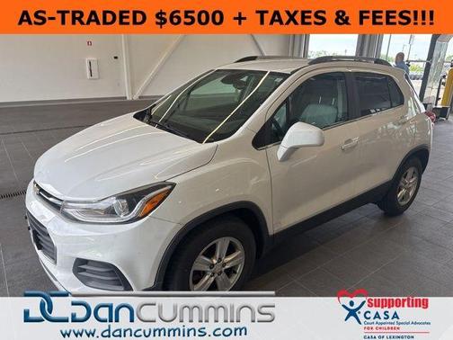 Summit White 2017 Chevrolet Trax LT