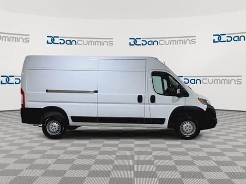 Bright White Clearcoat 2026 RAM ProMaster 2500 High Roof