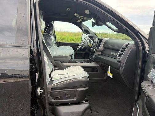 Diamond Black 2026 RAM 2500 Laramie