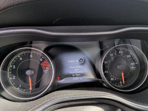 Bright White Clearcoat 2020 Jeep Cherokee Limited