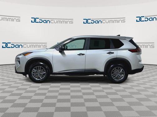 Brilliant Silver Metallic 2024 Nissan Rogue S
