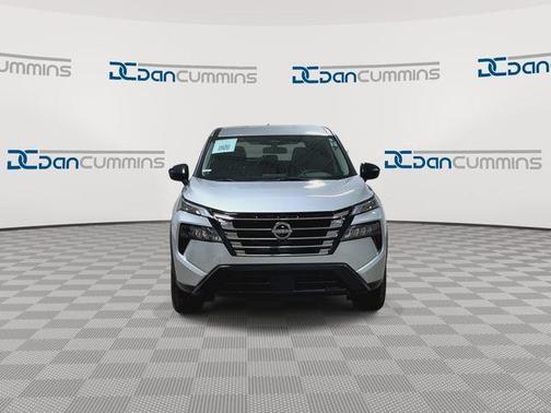 Brilliant Silver Metallic 2024 Nissan Rogue S