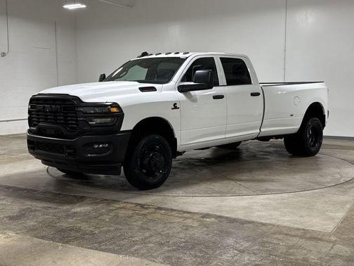 Bright White Clearcoat 2026 RAM 3500 Tradesman