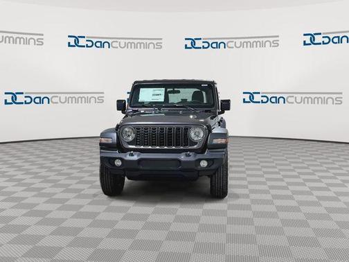 Granite Crystal Clearcoat Metallic 2026 Jeep Wrangler Sport