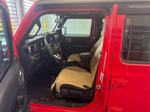 Firecracker Red Clearcoat 2020 Jeep Gladiator Sport