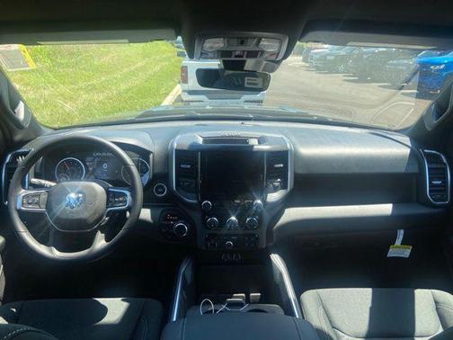 Diamond Black 2026 RAM 1500 Express