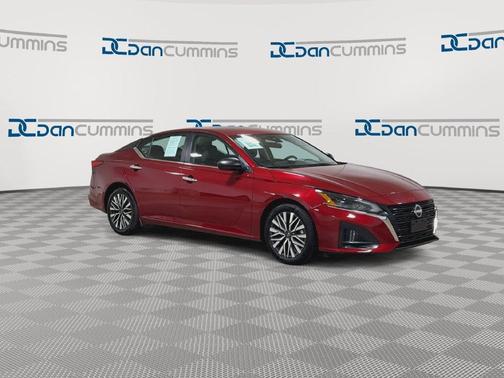 Scarlet Ember 2025 Nissan Altima SV