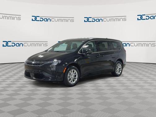 PXJ 2027 Chrysler Pacifica SELECT
