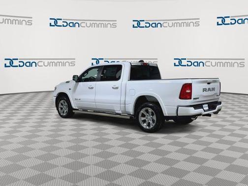 Bright White Clearcoat 2026 RAM 1500 Big Horn/Lone Star