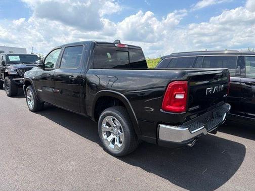Diamond Black 2026 RAM 1500 Big Horn/Lone Star