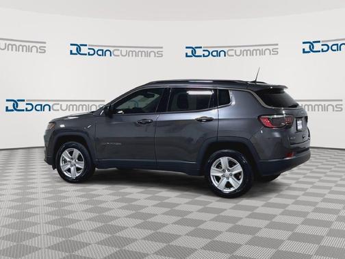 Granite Crystal Clearcoat Metallic 2022 Jeep Compass Latitude
