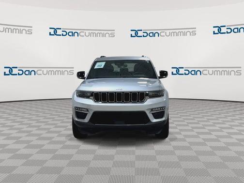 Silver Zynith 2024 Jeep Grand Cherokee Limited