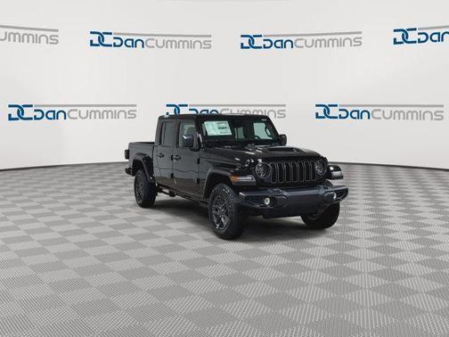 Black Clearcoat 2026 Jeep Gladiator Sport