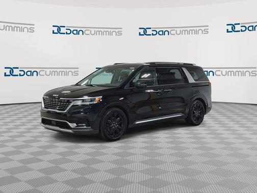 Aurora Black 2022 Kia Carnival SX