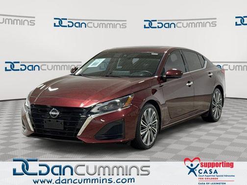 Garnet Pearl Me 2024 Nissan Altima 2.5 SL
