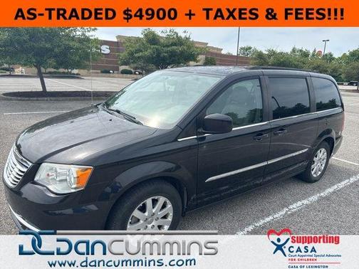 Brilliant Black Crystal Pearlcoat 2015 Chrysler Town & Country Touring
