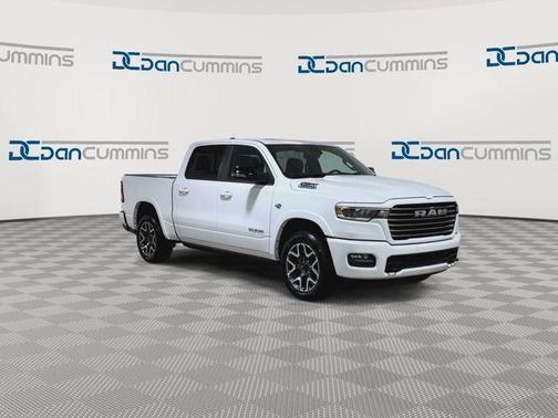 Bright White Clearcoat 2026 RAM 1500 Laramie