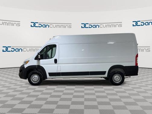 Bright White Clearcoat 2026 RAM ProMaster 2500 High Roof
