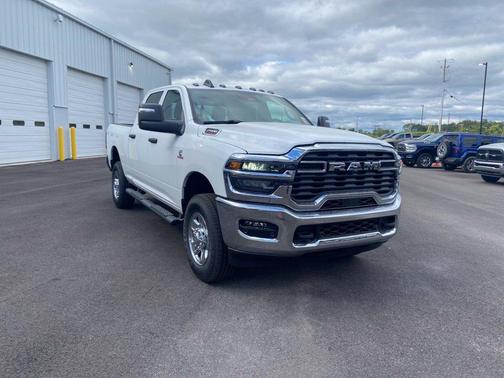 Bright White Clearcoat 2027 RAM 2500 Tradesman