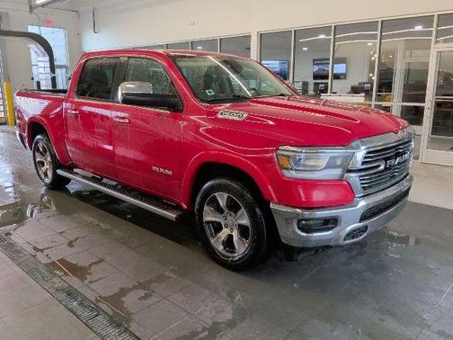 Flame Red Clearcoat 2019 RAM 1500 Laramie