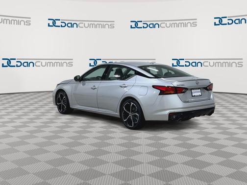Brilliant Silver Metallic 2024 Nissan Altima 2.5 SR