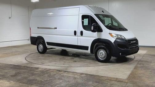 Bright White Clearcoat 2025 RAM ProMaster 3500 High Roof