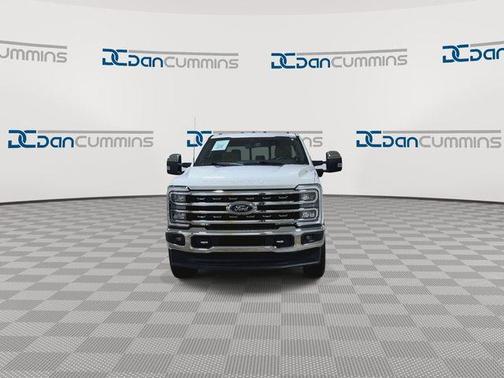 White Metallic 2024 Ford F-250 Lariat