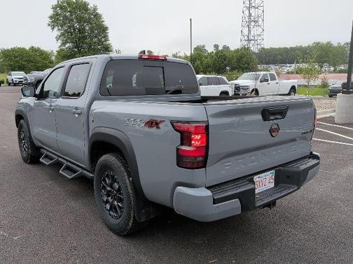 Boulder Gray Pearl 2023 Nissan Frontier PRO-4X