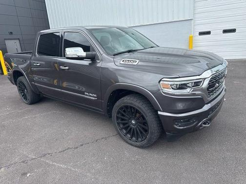Granite Crystal Clearcoat Metallic 2019 RAM 1500 Limited