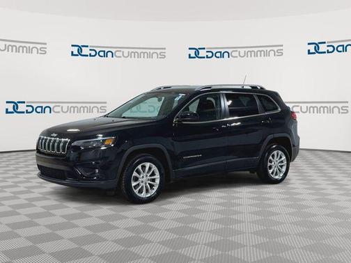 Diamond Black 2019 Jeep Cherokee Latitude